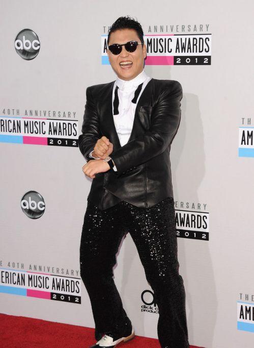 叫什么函的明星,揭秘“叫什么函”明星的璀璨人生